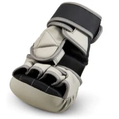 Fumetsu Shield MMA Sparring Gloves Grigio-Nero -Ronin Wear fumetsu shield mma sparring gloves grey black 3