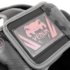 Venum Elite Boxing Helmet Grigio-Rosa 13 Venum Elite Boxing Helmet Grigio-Rosa -Ronin Wear venum elite boxing helmet grey pink 7