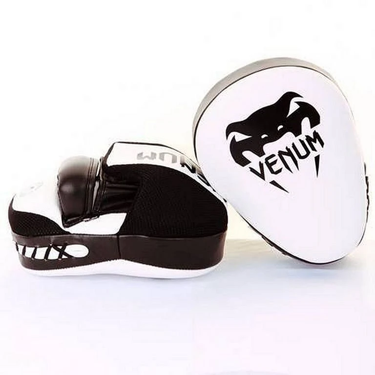 Venum Focus Mitts Cellular 2.0 Bianco 1 Venum Focus Mitts Cellular 2.0 Bianco