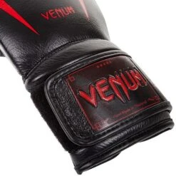 Venum Giant 3.0 Boxing Gloves Nero-Rosso -Ronin Wear venum giant 30 boxing gloves black red 3