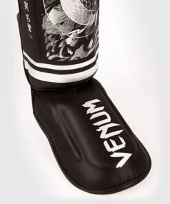 Venum YKZ21 Shinguards Nero-Nero 9 Venum YKZ21 Shinguards Nero-Nero -Ronin Wear venum ykz21 shinguards black black 5